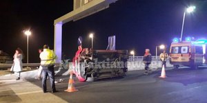 Ανατροπή αυτοκινήτου στη Γέφυρα Ρίου -Αντιρρίου