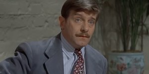 Αντρας μουστακι