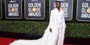 Μπίλι Πόρτερ λευκό σακάκι με ουρά