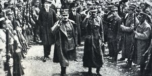 στρατιωτες στολες