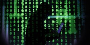 Για πόλεμο χάκερς στο Αιγαίο κάνει λόγο η SZ