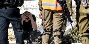 Ισραήλ: Συνελήφθη «υπερορθόδοξος ραβίνος -Εξανάγκαζε σε δουλεία 50 γυναίκες και τα παιδιά τους
