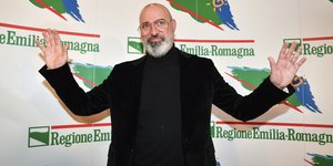 Στέφανο Μπονατσίνι