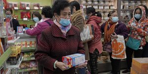 κινεζες με μασκες 