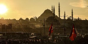 Κωνσταντινούπολη σημαίες