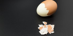 Το ξεφλούδισμα του αβγού