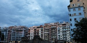 Κτίρια και πολυκατοικίες στη Θεσσαλονίκη