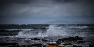 Παραμένει ακυβέρνητο ανατολικά των Αντικυθήρων το Aeolos