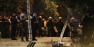 ΜΑΤ στο Κουκάκι