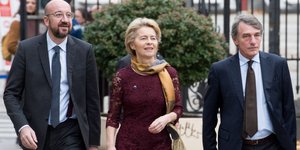 Σαρλ Μισέλ, Ούρσουλα φον ντερ Λάιεν, Νταβίντ Μαρία Σασόλι