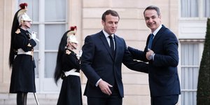 Η υποδοχή του Μακρόν στον Κ. Μητσοτάκη