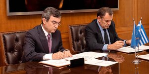 Υπεγράφη η συμφωνία για μετεγκατάσταση των φυλακών Κορυδαλλού στον Ασπρόπυργο