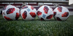 Μπάλες της Super League