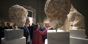 Ξενάγηση στο Αρχαιολογικό Μουσείο για τον Μπέντζαμιν Νετανιάχου