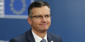 Μάριαν Σάρετς