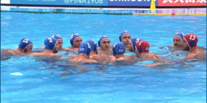 Εθνική ανδρών πόλο στη πισίνα