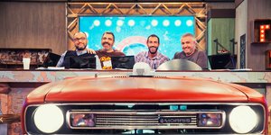 Οι παρουσιαστές της εκπομπής «Ράδιο Αρβύλα»