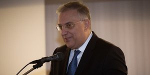 Ο Τάκης Θεοδωρικάκος σε ομιλία του