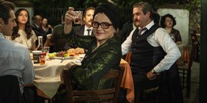 γυναικα ποτηρι