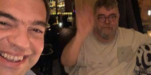 Ο Αλέξης Τσίπρας με τον Σταμάτη Κραουνάκη