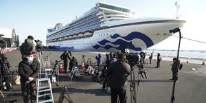 κορωναϊος σε κρουαζιερόπλοιο