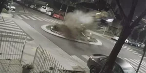 H στιγμή του απίστευτου τροχαίου στο Λονγκ Μπιτς της Καλιφόρνια 