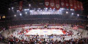 Το ΣΕΦ γεμάτο με φιλάθλους του Ολυμπιακού