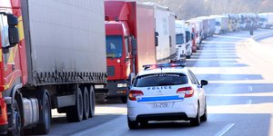 φορτηγα, περιπολικο