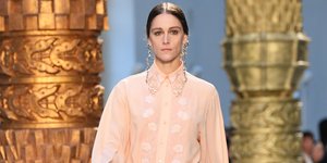 Η Αριάν Λαμπέντ στο σόου του οίκου Chloe στο Παρίσι