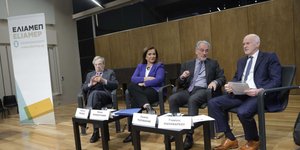 Ντόρα Μπακογιάννη και Γιώργος Παπανδρέου σε συζήτηση για τα ελληνοτουρκικά στο ΕΛΙΑΜΕΠ