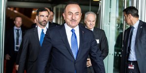 Ο Τσαβούσογλου στις Βρυξέλλες
