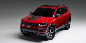 Fiat-Chrysler: Ξεκίνησε η παραγωγή του Jeep Compass στην Ιταλία
