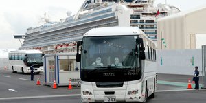 Πούλμαν στο Diamond Princess