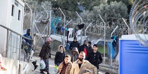 Εικόνα από τη δομή μεταναστών στο Βαθύ της Σάμου