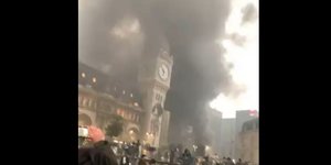 Παρίσι: Μεγάλη φωτιά σε εξέλιξη στην περιοχή Γκαρ ντε Λιόν