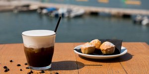 Καθαρά Δευτέρα: Τέλεια καφέ με θέα θάλασσα