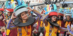 Καρναβαλιστές στην Πάτρα