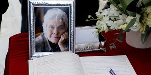 Κηδεία Κικής Δημουλά