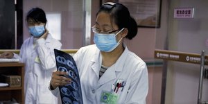 Εικόνα αρχείου από νοσοκομείο στην Κίνα