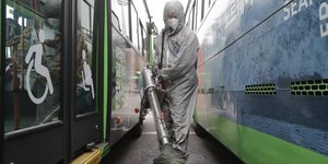 Παγκόσμιος συναγερμός για την έξαρση του ιού 