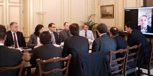 Σύσκεψη στο Μέγαρο Μαξίμου για κορωνοϊό