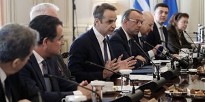 Ο Κυριάκος Μητσοτάκης στο υπουργικό συμβούλιο