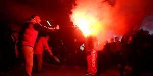 Οπαδοί του Ολυμπιακού στο αεροδρόμιο