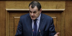 Ο Νίκος Παναγιωτόπουλος στη Βουλή