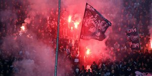 Ο κόσμος του ΠΑΟΚ στο γήπεδο της Τούμπας