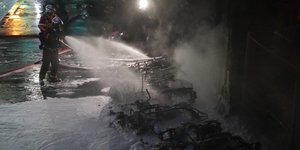 Πυρκαγιά και ταραχές στο Παρίσι, στο περιθώριο συναυλίας Κονγκολέζου καλλιτέχνη