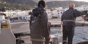 Πλοίο στην Πάρο