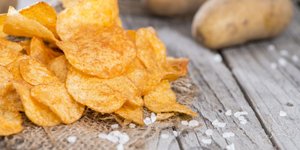 πατατάκια τσιπς με αλάτι
