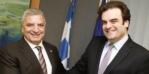 Συνάντηση Πατούλη-Πιερρακάκη