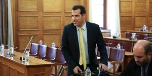 Ο Θανάσης Πλεύρης στη Βουλή